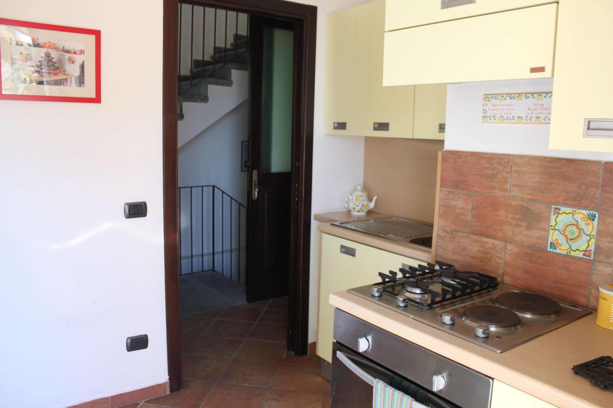 Aparthotel Flegrea House Pozzuoli Exterior foto